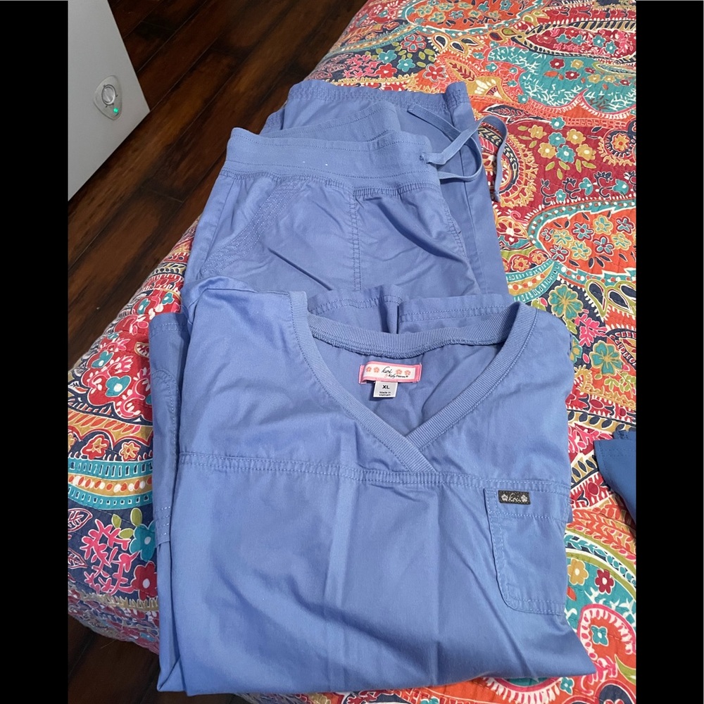 Scrubs, Xl, EUC, Koi